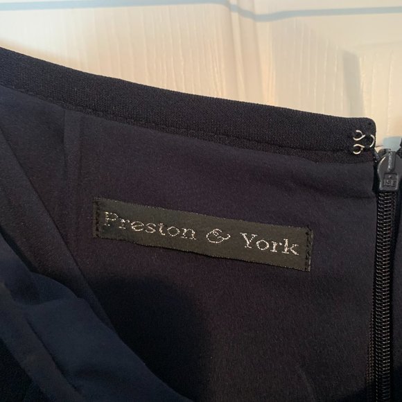 Preston & York...Navy Blue... A Line...Back Slit Skirt... Women's Size 10 - Picture 2 of 5